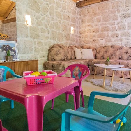Villa Milena With Heated Pool And Jacuzzi Kostanje Εξωτερικό φωτογραφία