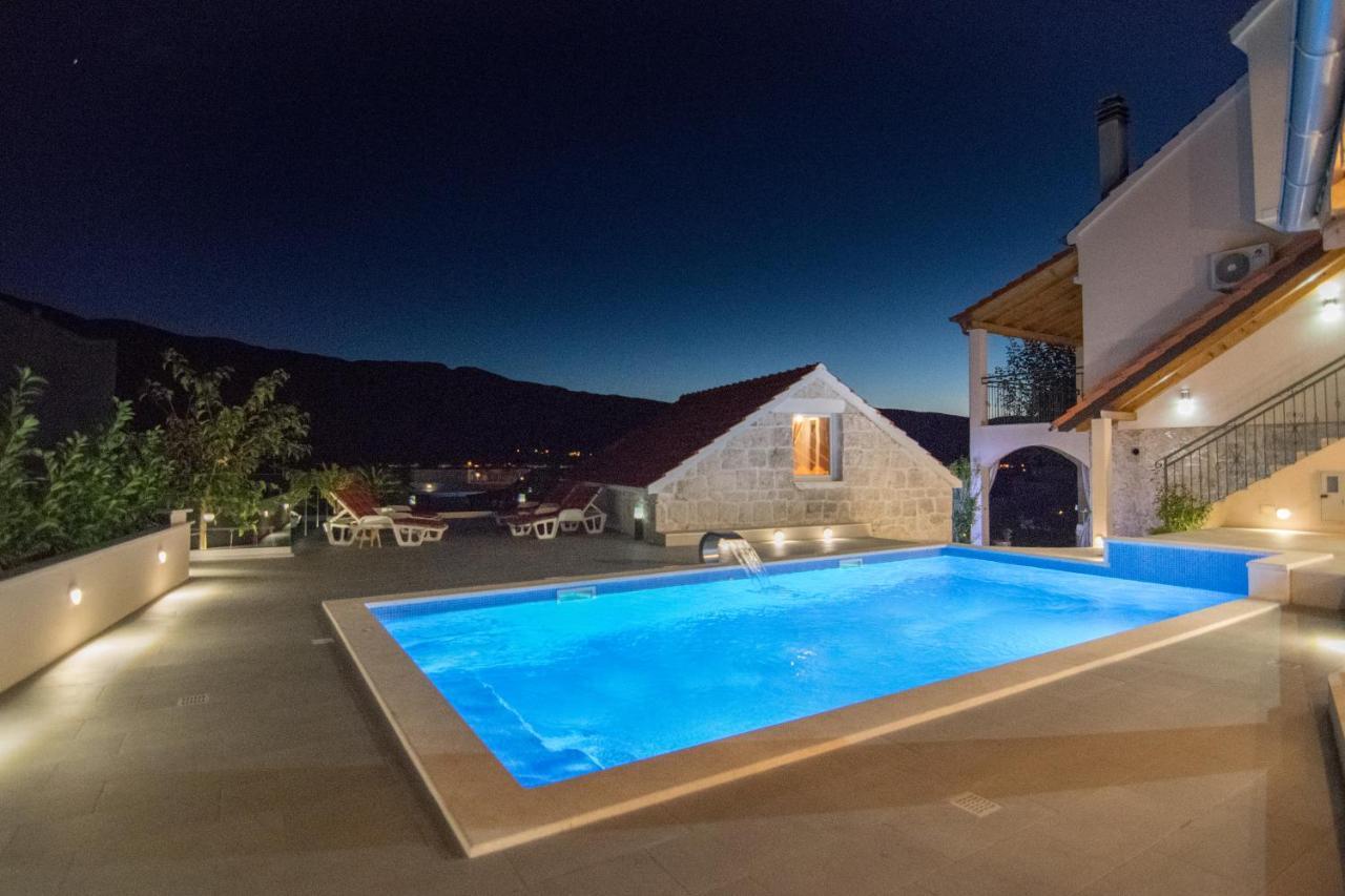 Villa Milena With Heated Pool And Jacuzzi Kostanje Εξωτερικό φωτογραφία