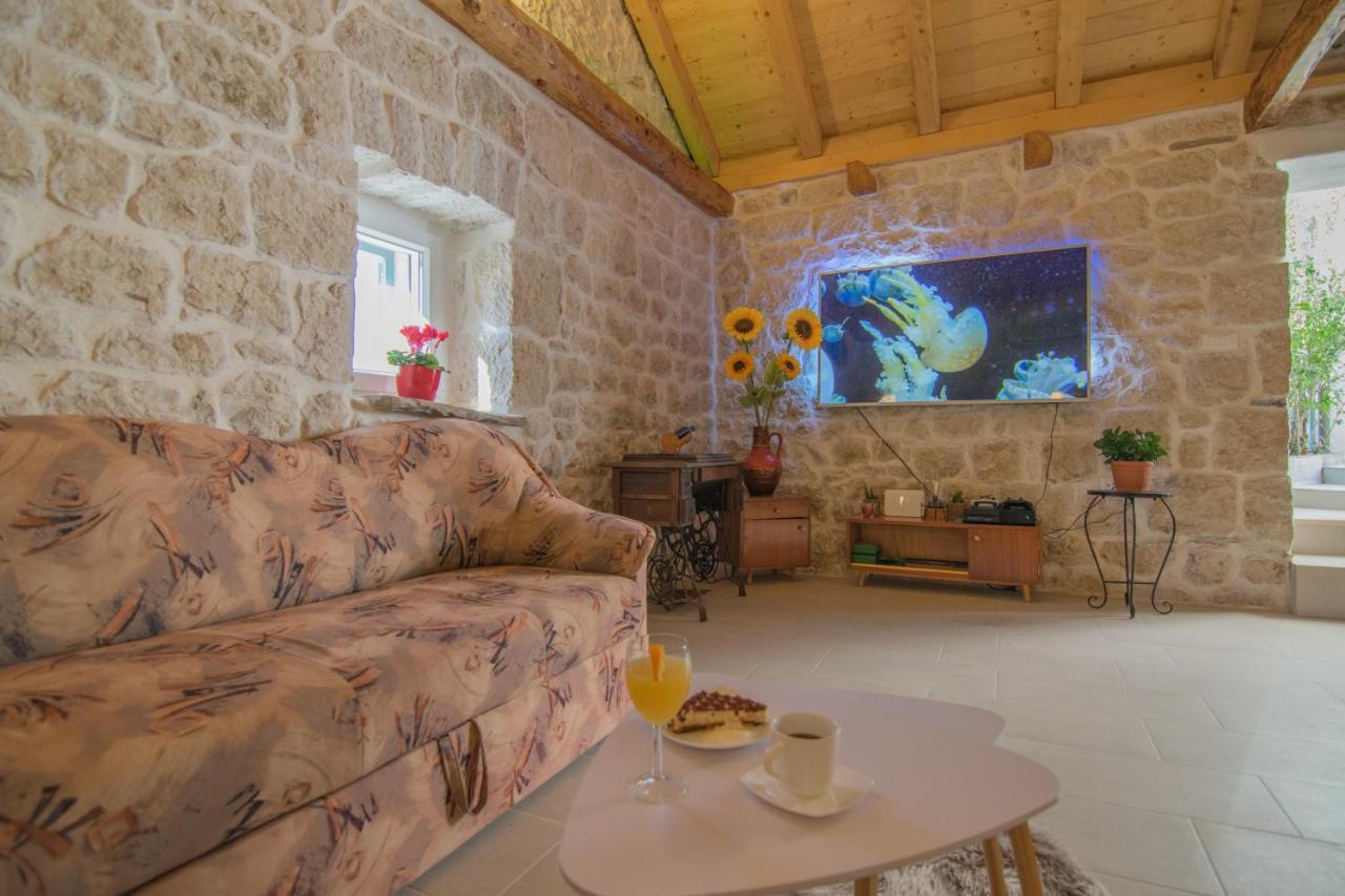 Villa Milena With Heated Pool And Jacuzzi Kostanje Εξωτερικό φωτογραφία