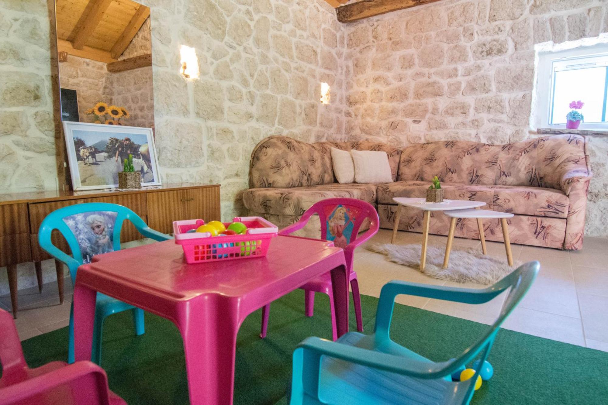 Villa Milena With Heated Pool And Jacuzzi Kostanje Εξωτερικό φωτογραφία